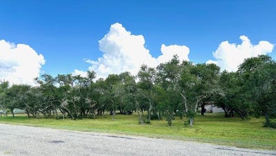 /international/us/444-448-misty-oak-lane-rockport-tx-110101492057/?lang=de