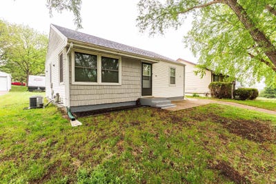 /international/us/530-s-8th-street-akron-ia-110108152411/