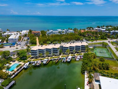 /international/us/130-coco-plum-drive-marathon-fl-110099769235/