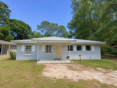 /international/us/1207-goff-street-tifton-ga-110107823651/