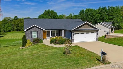 /international/us/829-n-lacey-street-jackson-mo-110107764945/