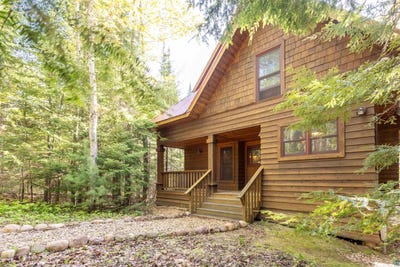 /international/us/87570-tucker-rd-bayfield-wi-110108439516/