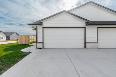 /international/us/473-e-harper-st-valley-center-ks-110104186625/