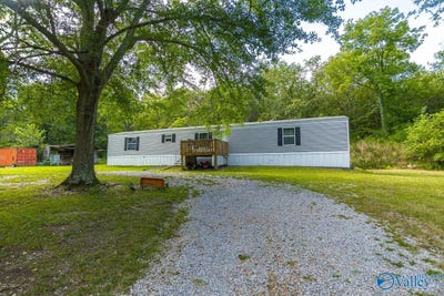 /international/us/10149-county-road-30-woodville-al-110110039082/