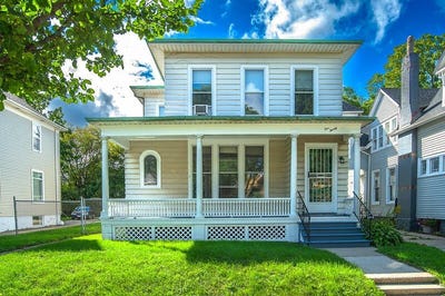/international/us/1020-college-ave-racine-wi-110119968085/