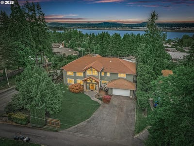 /international/us/8415-se-schwind-cir-vancouver-wa-110108195717/