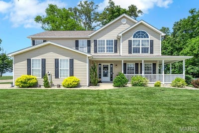 /international/us/4901-red-oak-drive-waterloo-il-110108178613/