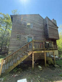 /international/us/35-edelweiss-drive-woodridge-ny-110108179075/