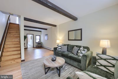/international/us/352-w-orange-street-lancaster-pa-110108378757/