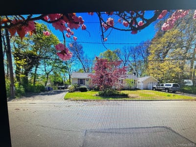 /international/us/81-union-avenue-amityville-ny-110108017091/