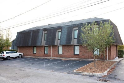 /international/us/221-n-oak-ave-cookeville-tn-110105323447/