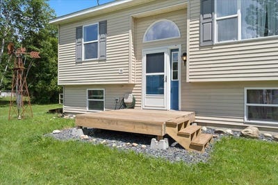 /international/us/70-country-way-barre-city-vt-110109026694/