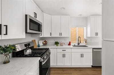 /international/us/750-augusta-hemet-ca-110108480359/