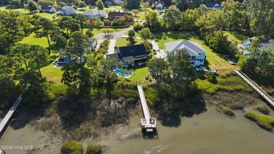 /international/us/113-wyndchase-lane-beaufort-nc-110120154792/