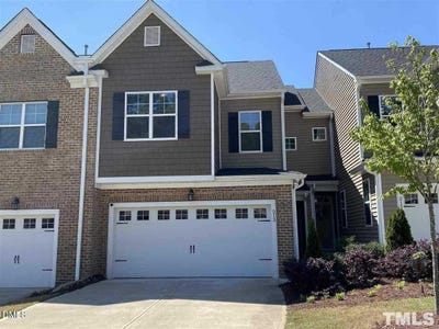 /international/us/213-churment-court-durham-nc-110107316109/