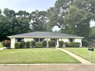 /international/us/124-tanglewood-road-natchez-ms-110108723568/