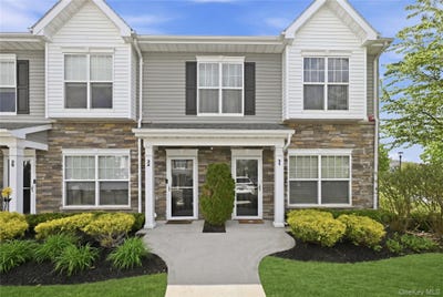 /international/us/32-weatherby-lane-central-islip-ny-110107883164/
