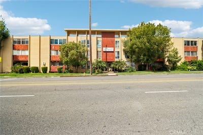 /international/us/6225-coldwater-canyon-avenue-north-hollywood-ca-110110328574/