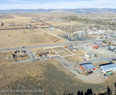 /international/us/lots-4-5-wilson-pinedale-wy-110088314662/