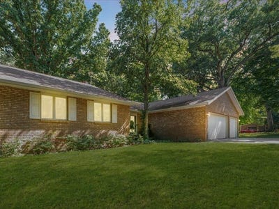 /international/us/1463-timber-lane-camargo-il-110100891102/