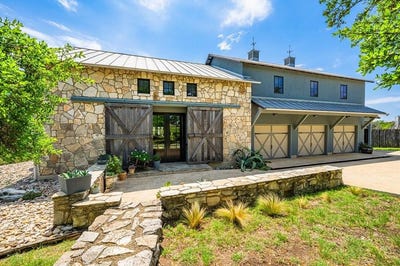 /international/us/271-royal-view-dr-fredericksburg-tx-110098999088/