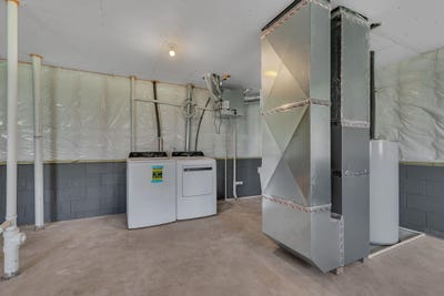 /international/us/108-cedar-street-se-kimball-mn-110107667372/