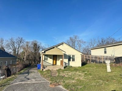 /international/us/897-2nd-street-ne-cleveland-tn-110106228690/