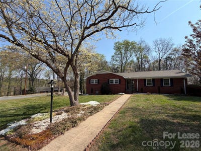 /international/us/329-malcolm-road-salisbury-nc-110108346945/