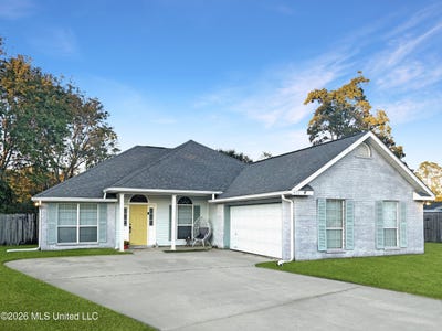 /international/us/472-pinecrest-circle-long-beach-ms-110120549561/