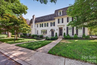 /international/us/202-perrin-place-charlotte-nc-110107744744/