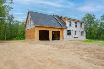 /international/us/47-brewster-road-barrington-nh-110099027210/
