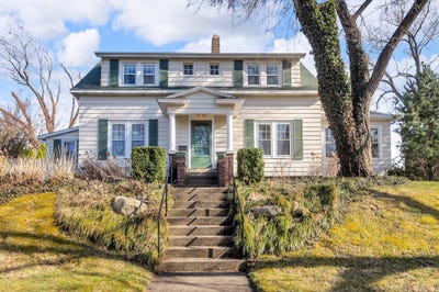 /international/us/269-ridgeway-street-st-joseph-mi-110098427101/