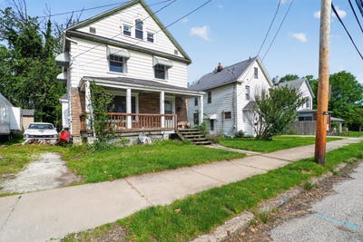 /international/us/52-25th-nw-barberton-oh-110108360947/