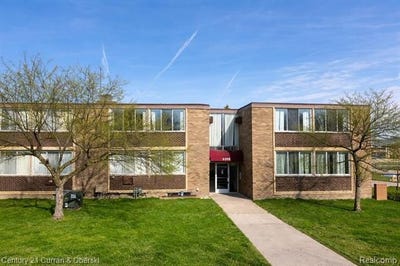 /international/us/6015-southfield-road-detroit-mi-110107342517/