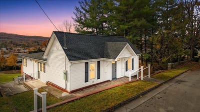 /international/us/118-6th-street-pulaski-va-110103387817/