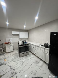/international/us/1012-dixwell-avenue-hamden-ct-110108631560/
