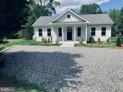 /international/us/521-taylor-s-beach-road-reedville-va-110096296394/