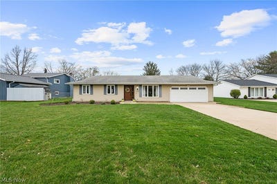 /international/us/20768-white-bark-drive-strongsville-oh-110107259056/