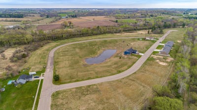 /international/us/315-norske-street-woodville-wi-110106495288/