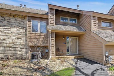 /international/us/27-poplar-ridge-drive-galena-il-110107639384/