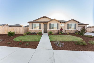 /international/us/3125-seymour-street-tulare-ca-110100997852/