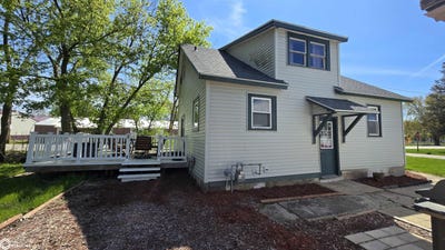 /international/us/308-b-street-leland-ia-110107748016/