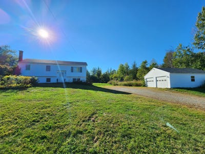 /international/us/176-w-ridge-road-cornville-me-110102311139/