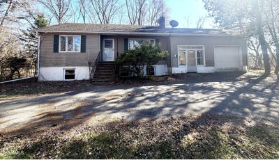 /international/us/4229-ny-81-greenville-ny-110107517651/