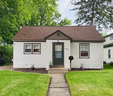 /international/us/722-2nd-avenue-ne-brainerd-mn-110108936206/