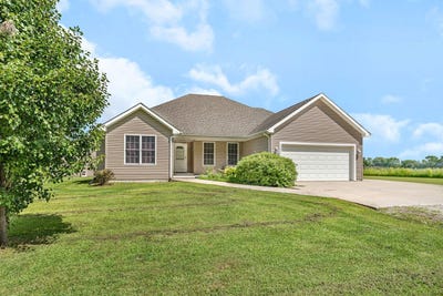 /international/us/22954-mcguire-road-wilmington-il-110105888565/