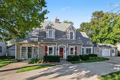 /international/us/424-w-cork-street-kalamazoo-mi-110120458962/
