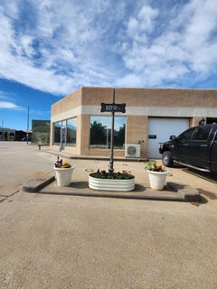 /international/us/988-s-main-st-springfield-co-110108665323/