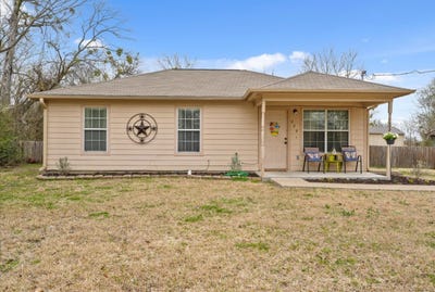 /international/us/209-mill-street-lone-oak-tx-110107378050/