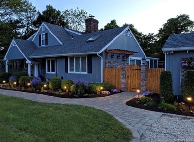 /international/us/9-old-mill-lane-remsenburg-ny-110106669350/